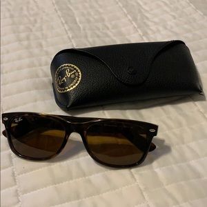 Ray Ban Wayfarer Sunglasses
